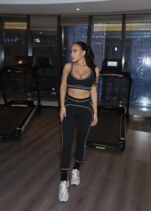 Дамски спортен комплект черен